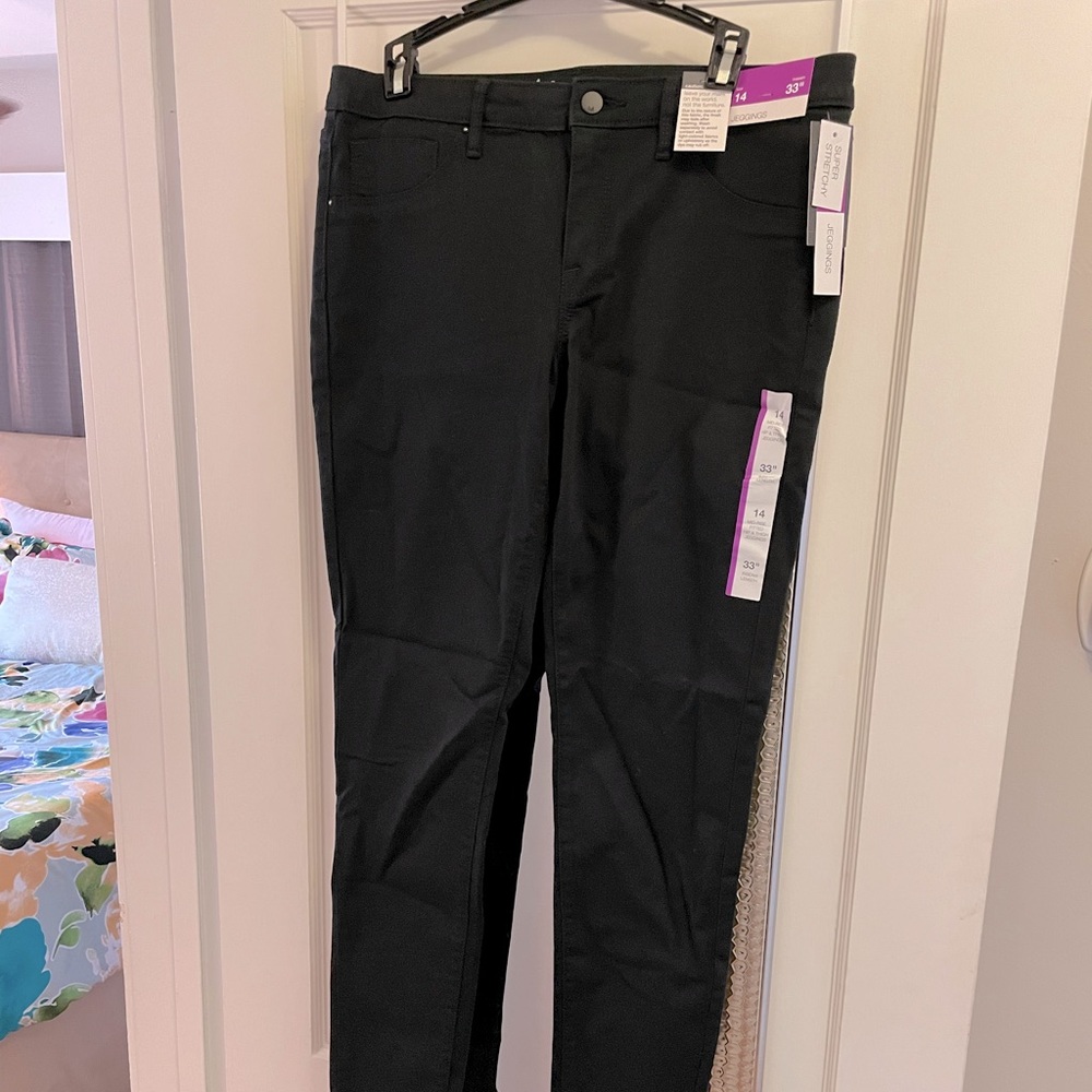 Mossimo Black Jeggings - New with Tags - 14